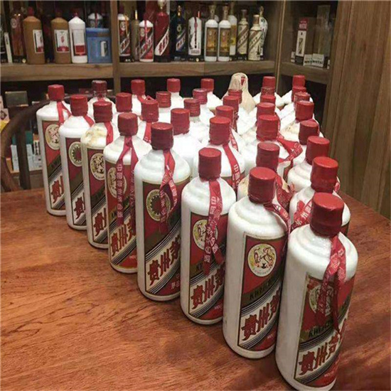 定兴茅台礼盒回收多少钱商家[回收茅台酒商家]?